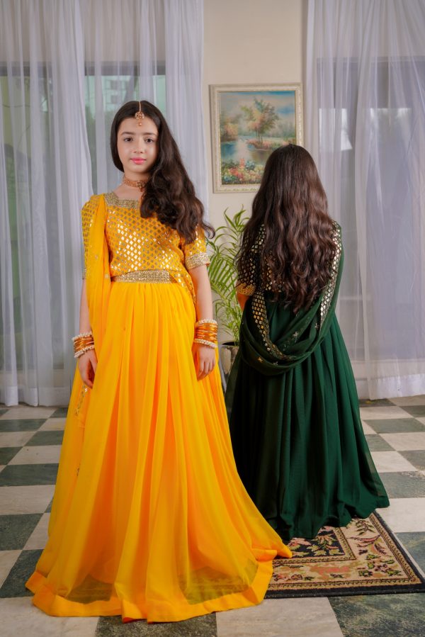 NOOR E MEHNDI - Image 2