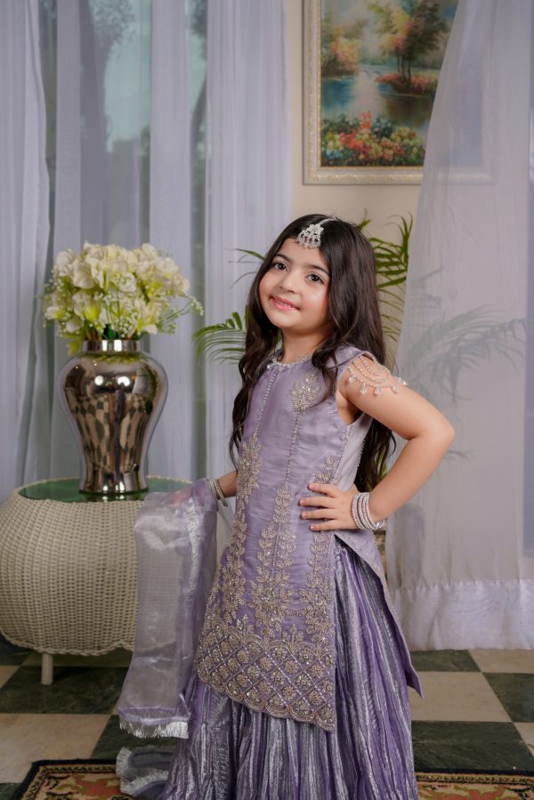 DAZZLE - Image 5